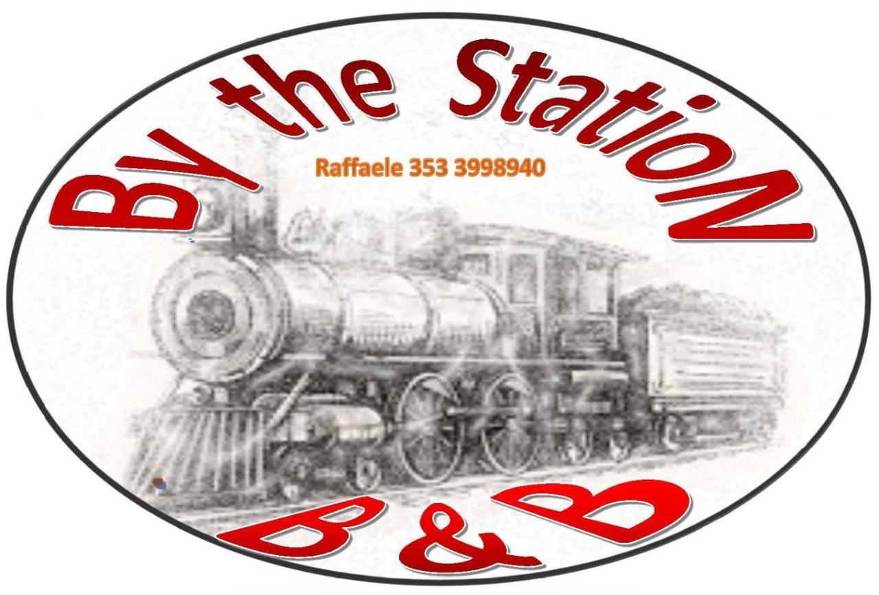 בטיפאליה B&B By The Station מראה חיצוני תמונה